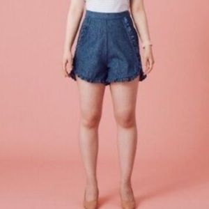 Samantha Pleet ruffle shorts size 6
